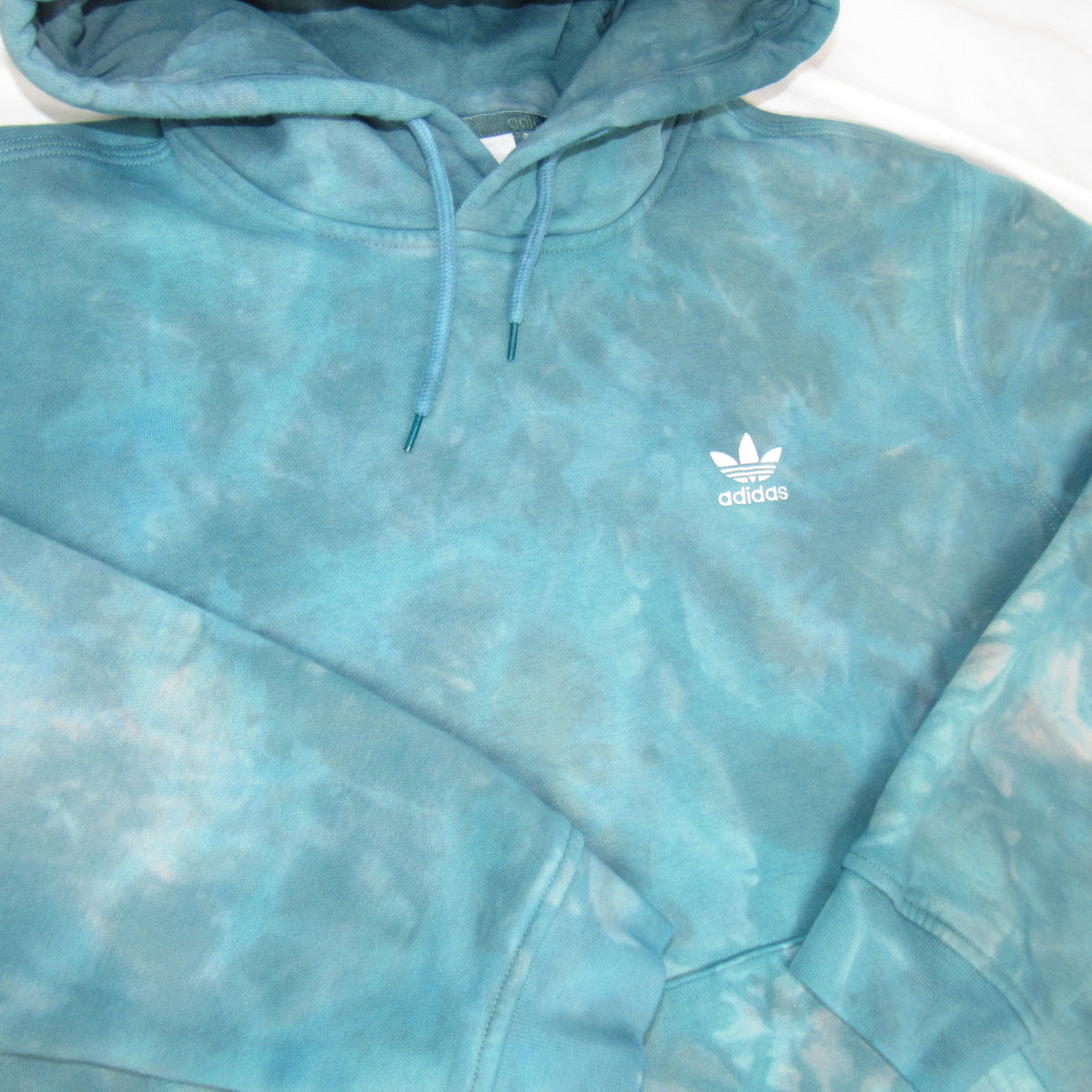 Kingfisher Blue Adidas Hoodie Medium