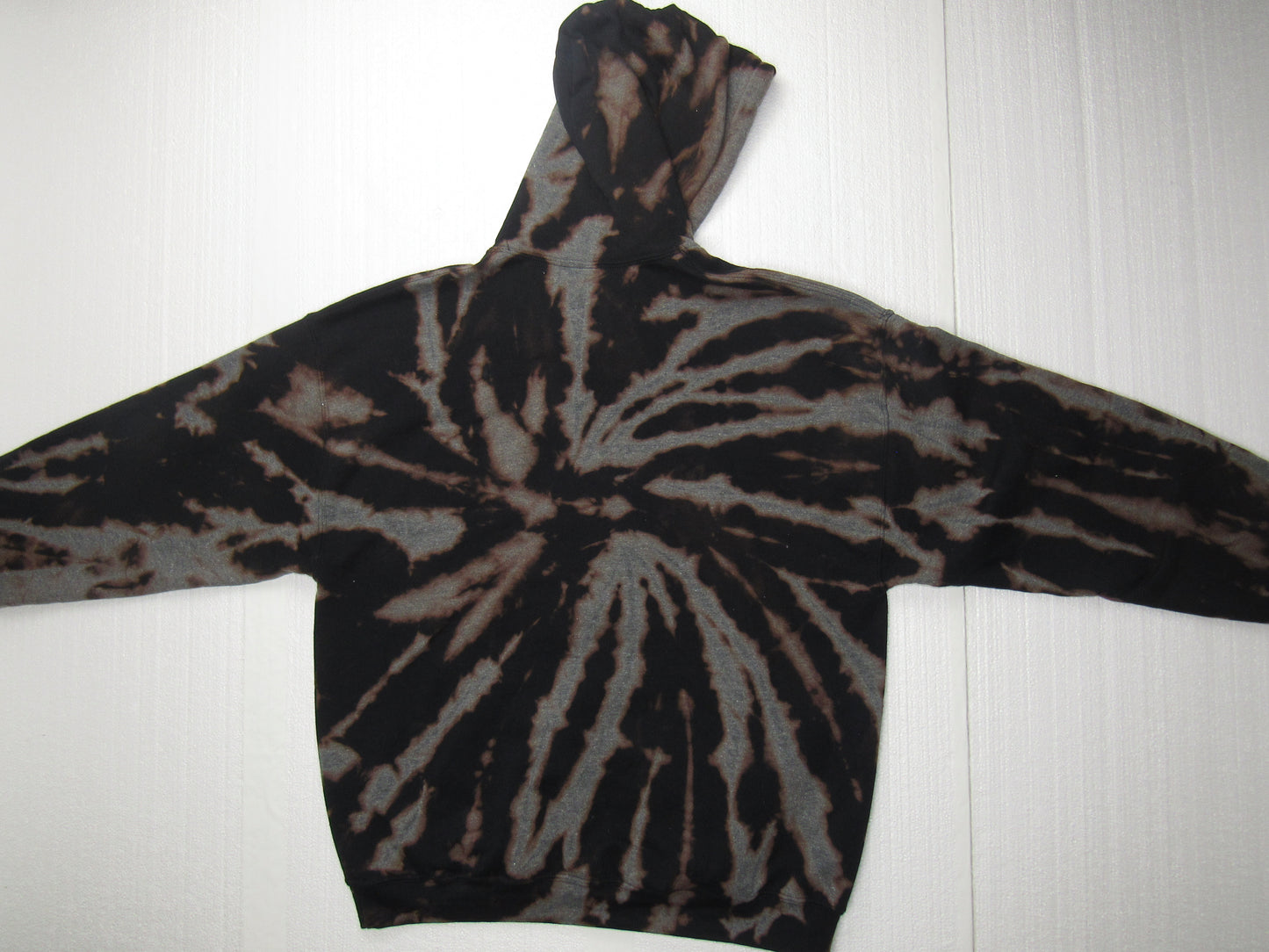 Bleach Spiral Hoodie Gildan XL