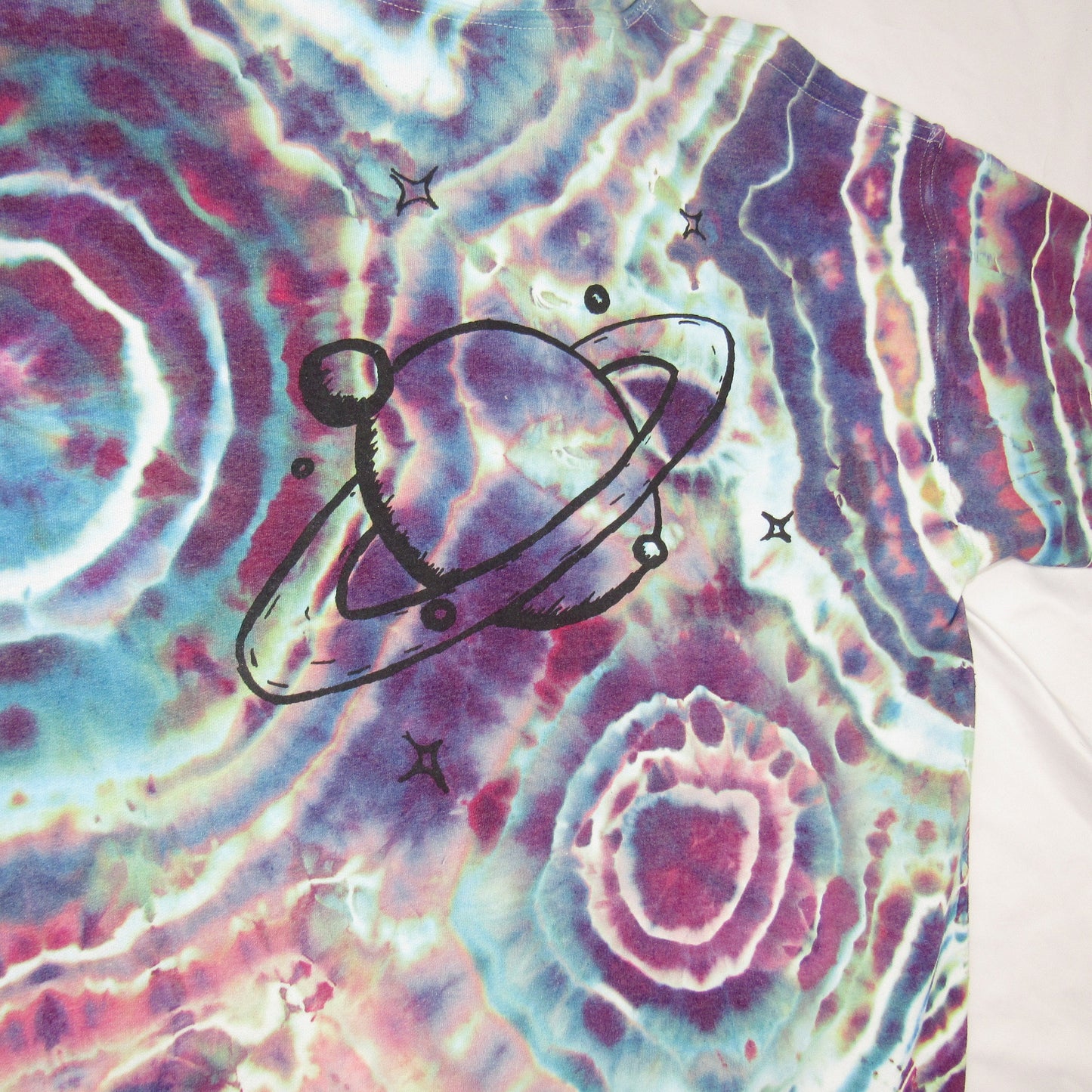 Wizard Saturn Geode Gildan Hoodie Large