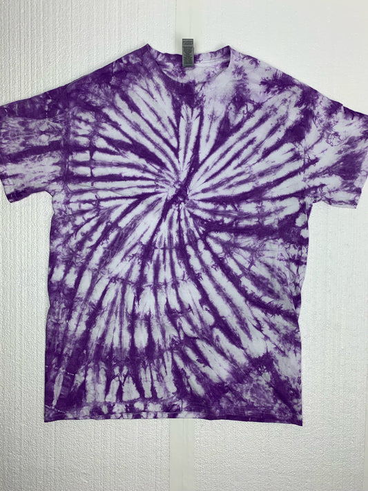 Grape Spiral Tee Medium