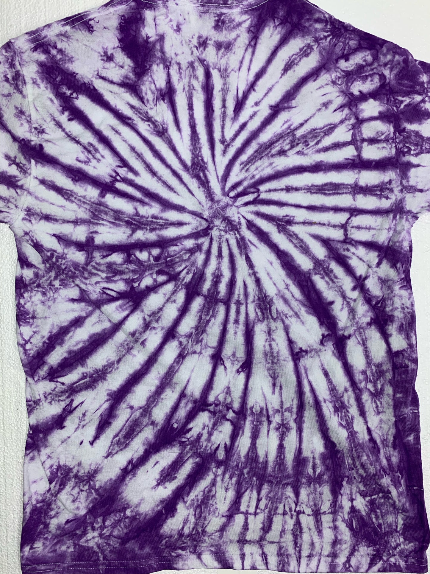 Grape Spiral Tee Medium